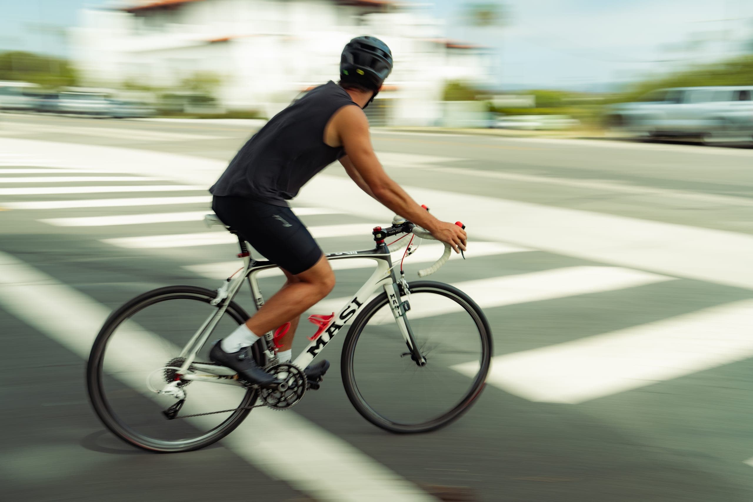 Vive Organic cycling campaign still